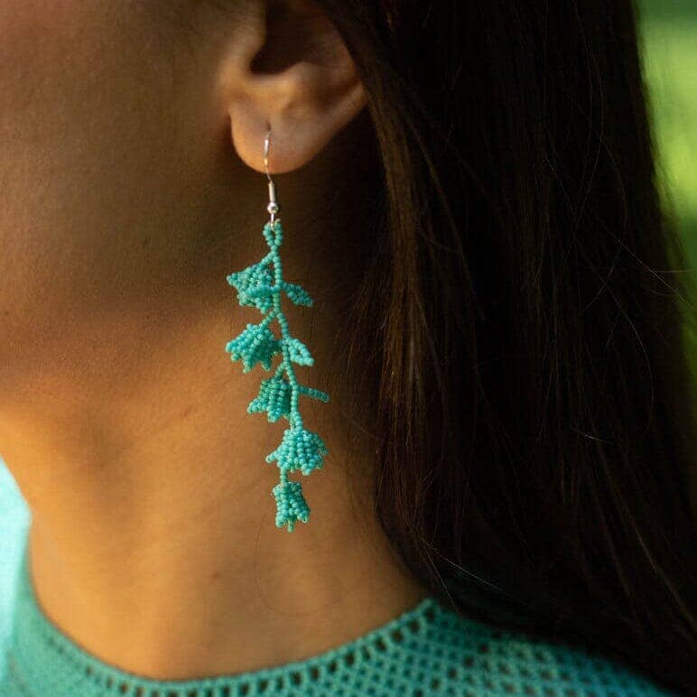 Dancing Peacocks – Native Beaded Earrings in Turquoise Bloom