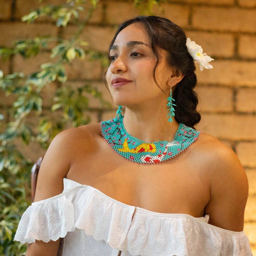 Dancing Peacocks – Native Beaded Earrings in Turquoise Bloom