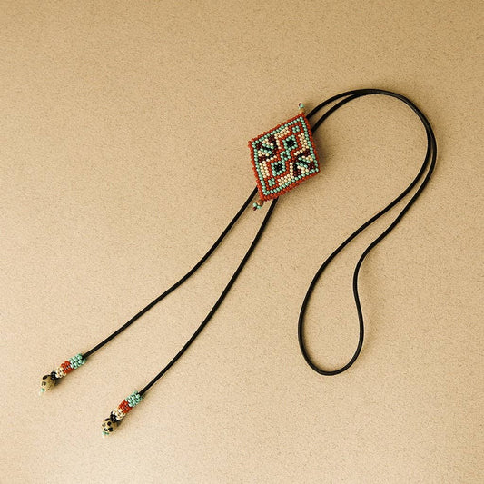 San Antonio - Vintage Beaded Bolo Tie
